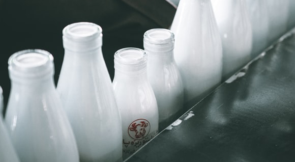 牛奶加工廢水-青島樂中環?？萍加邢薰? /> 
</p>
<p style=