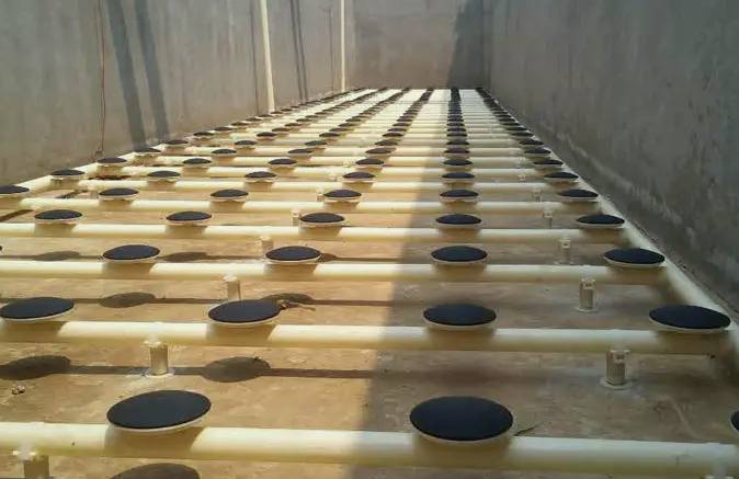 曝氣池的作用及曝氣目的是什么(什么叫曝氣池)  曝氣池的作用及曝氣目的是什么(什么叫曝氣池)
